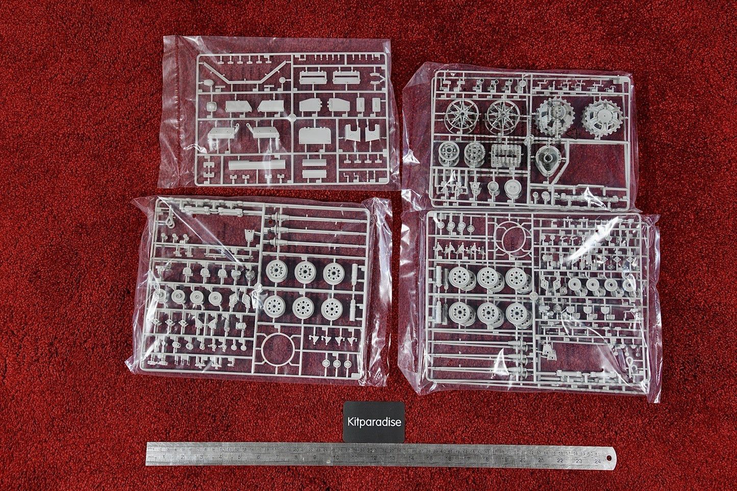 Heller 30321 1:16th scale PZ.KPFW.III AUSF. J,L,M (4IN1) EX Trumpeter Kit
