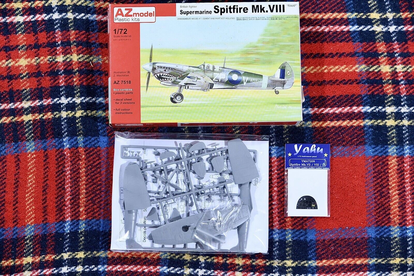 AZ Models 1/72 Spitfire Mk.VIII RAAF kit #7518 + extra