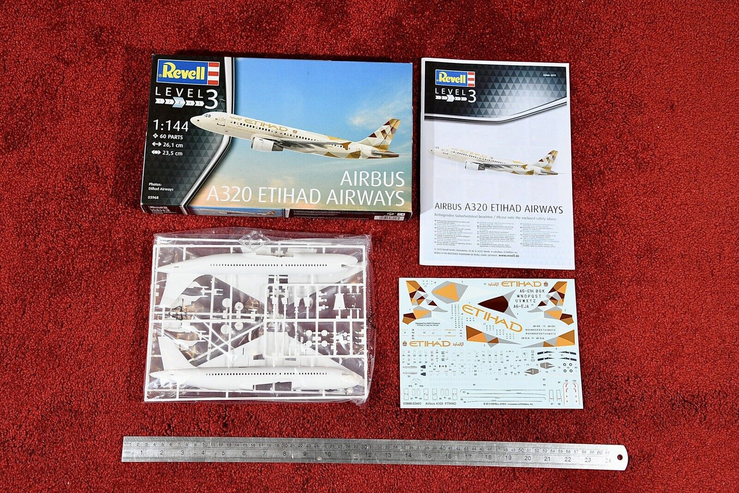 Revell 1/144 Airbus A320 Ethiad Airways - kit #03968