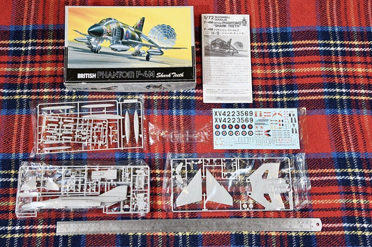 Fujimi 1/72 British Phantom F-4M ‘Shark Teeth’ - kit #7AH9