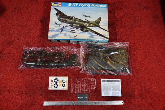 Revell 1:48 B-17F Flying Fortress - kit #4701