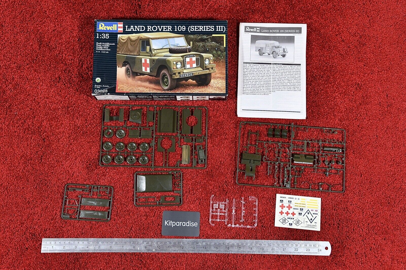 Revell 1/35 Land Rover 109 (Series III) - kit #03025