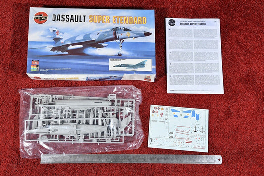 Airfix 1/48 Dassault Super Etendard - 07108