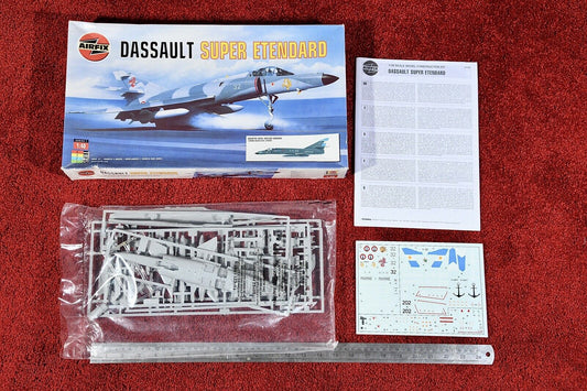 Airfix 1/48 Dassault Super Etendard - 07108